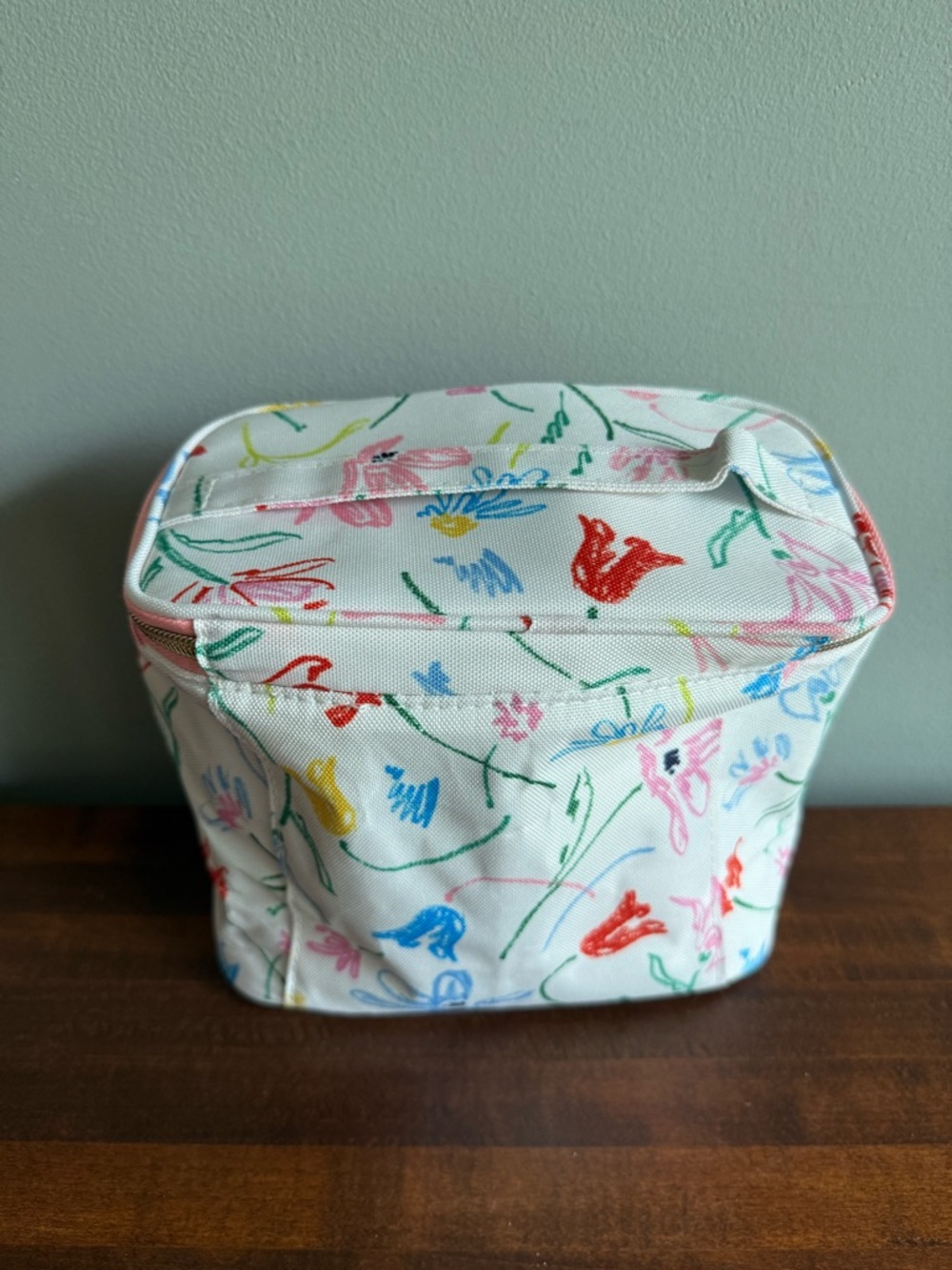 KATE SPADE Insulated Lunch Tote Joyful Garden - Picture 2 of 10